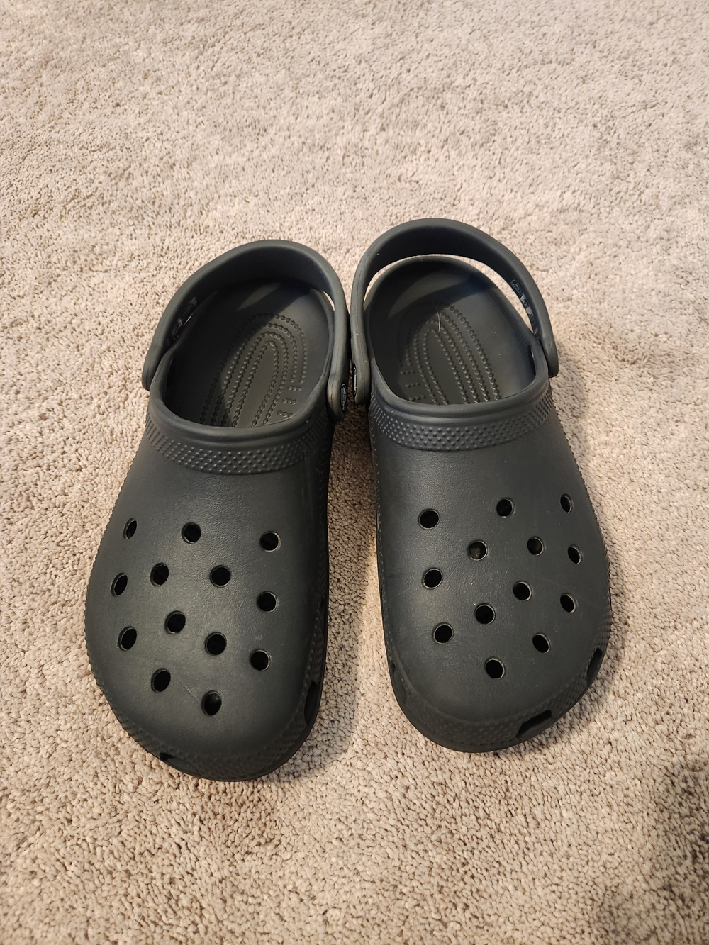 CROCS Classic Clog in Black